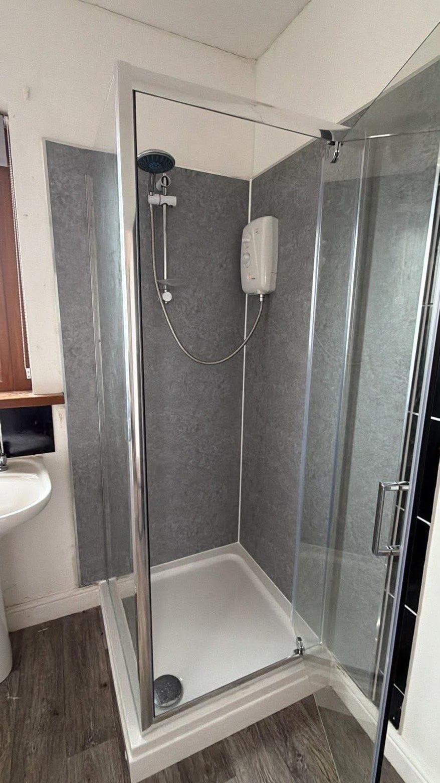 Bathroom shower installation